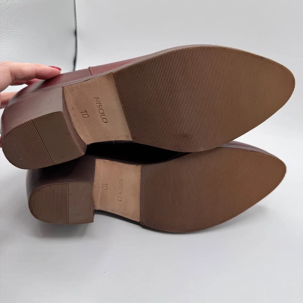 Nisolo auburn leather